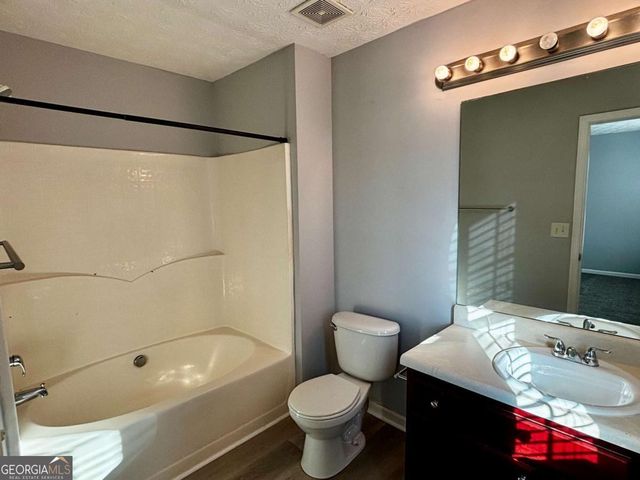 4249 High Park Lane, East Point, GA 30344