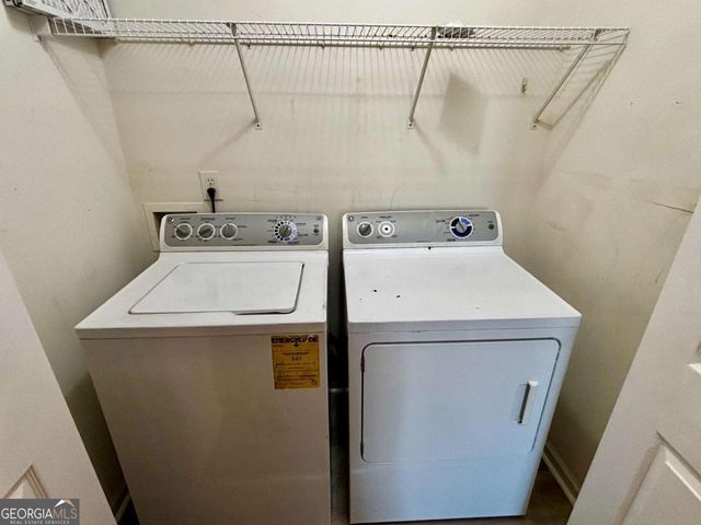 4249 High Park Lane, East Point, GA 30344