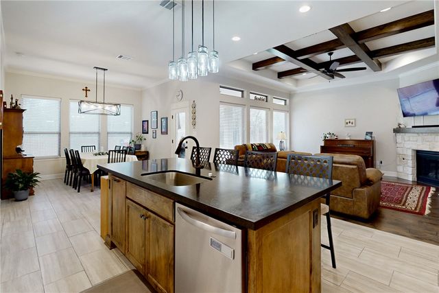 3425 Dovecote Way, Bryan, TX 77808