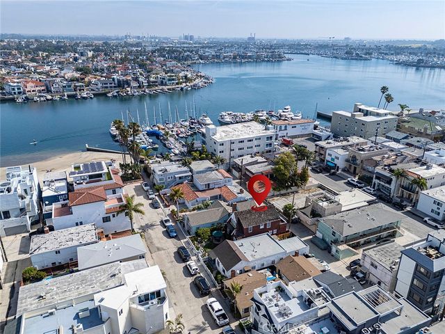 62 61st, Long Beach, CA 90803