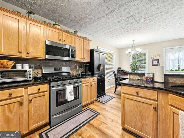 6 Enclave Court, Powder Springs, GA 30127