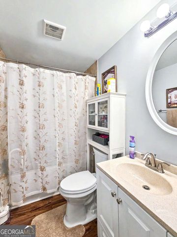 6 Enclave Court, Powder Springs, GA 30127