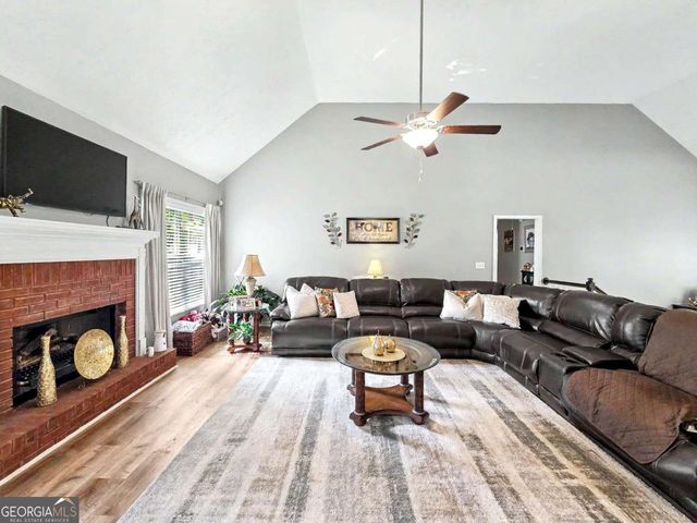 6 Enclave Court, Powder Springs, GA 30127