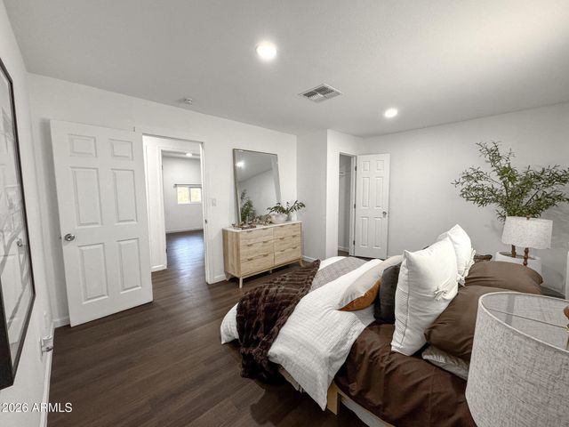 630 E IRWIN Avenue, Buckeye, AZ 85326
