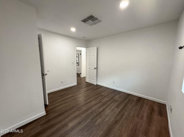 630 E IRWIN Avenue, Buckeye, AZ 85326