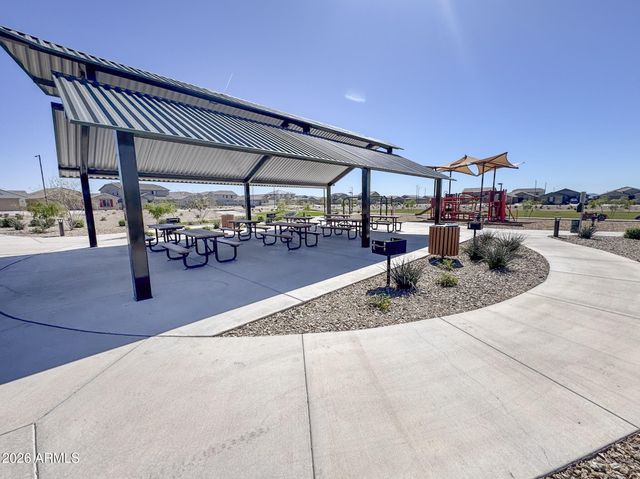 630 E IRWIN Avenue, Buckeye, AZ 85326