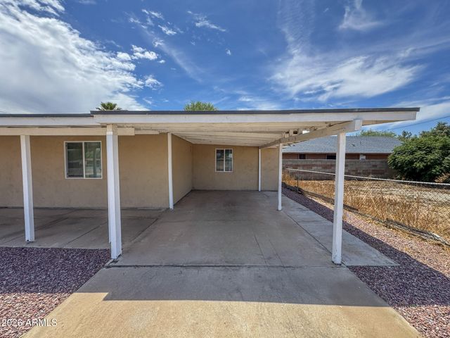 630 E IRWIN Avenue, Buckeye, AZ 85326