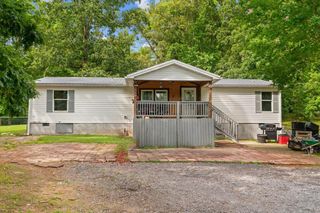 502 NE Richardson Road, Dalton, GA 30721