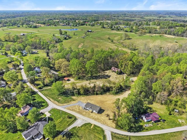 235 Snowden Lane, Waco, KY 40385