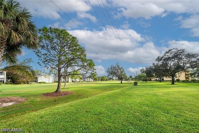 1087 Forest Lakes DR 1-303, Naples, FL 34105