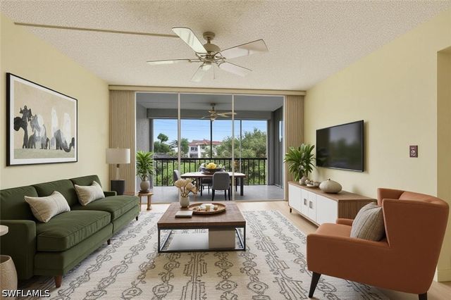 1087 Forest Lakes DR 1-303, Naples, FL 34105