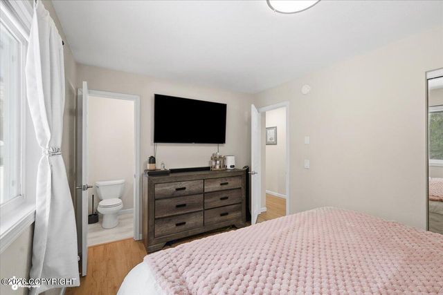 3460 W Riverdell Drive, Wasilla, AK 99654