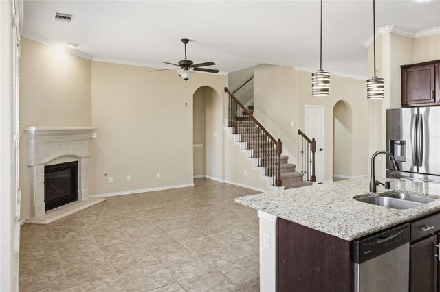2229 Maple Point Drive N, Conroe, TX 77301