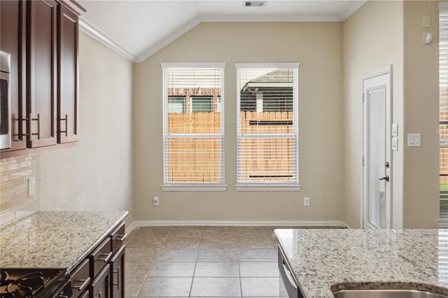 2229 Maple Point Drive N, Conroe, TX 77301