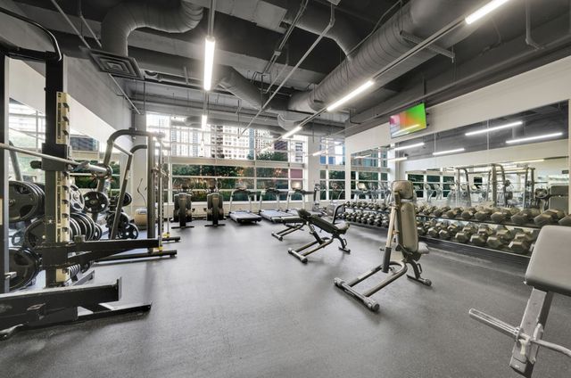 545 N Dearborn Street W2108, Chicago, IL 60654