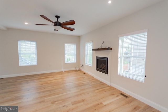 526 THIRD ST, Martinsburg, WV 25404