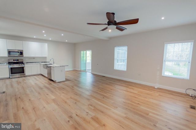 526 THIRD ST, Martinsburg, WV 25404
