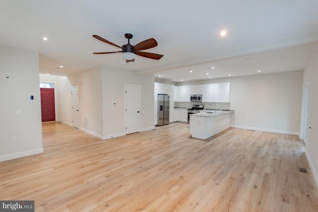 526 THIRD ST, Martinsburg, WV 25404