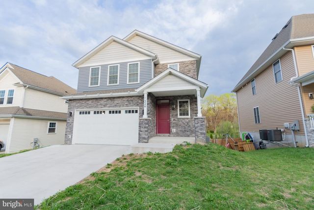 526 THIRD ST, Martinsburg, WV 25404