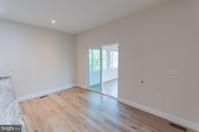 526 THIRD ST, Martinsburg, WV 25404