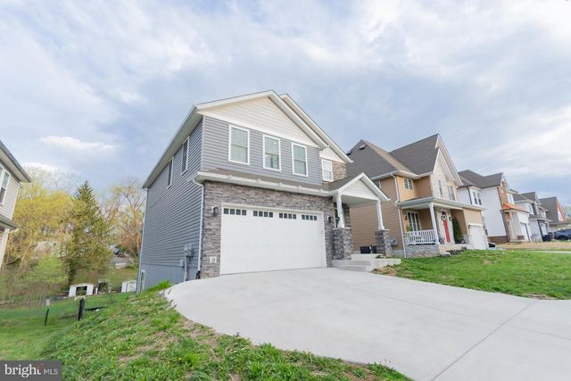 526 THIRD ST, Martinsburg, WV 25404