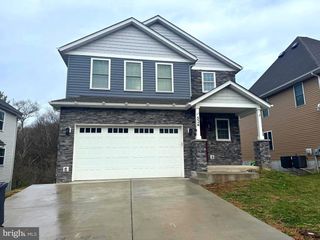 526 THIRD ST, Martinsburg, WV 25404