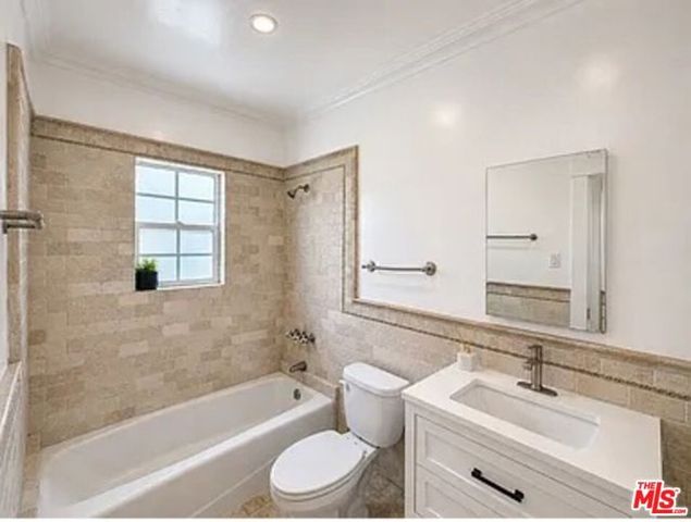 1118 10th Street 6, Santa Monica, CA 90403