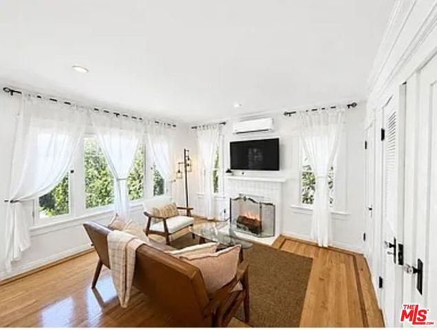 1118 10th Street 6, Santa Monica, CA 90403