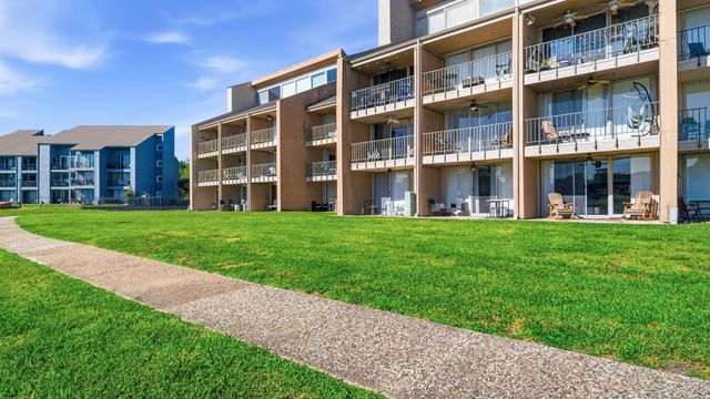 12600 Melville Drive 224B, Montgomery, TX 77356