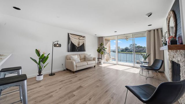 12600 Melville Drive 224B, Montgomery, TX 77356