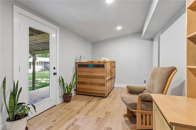530 Burcher RD, Newport News, VA 23606