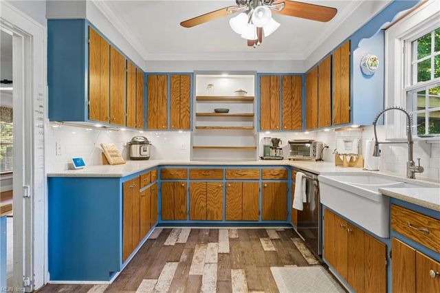 530 Burcher RD, Newport News, VA 23606