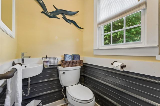 530 Burcher RD, Newport News, VA 23606