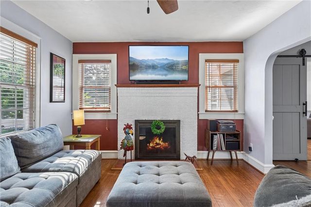 530 Burcher RD, Newport News, VA 23606