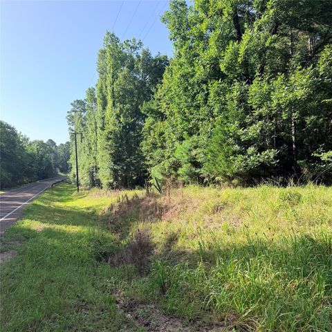 3008 E Fm 942, Leggett, TX 77350