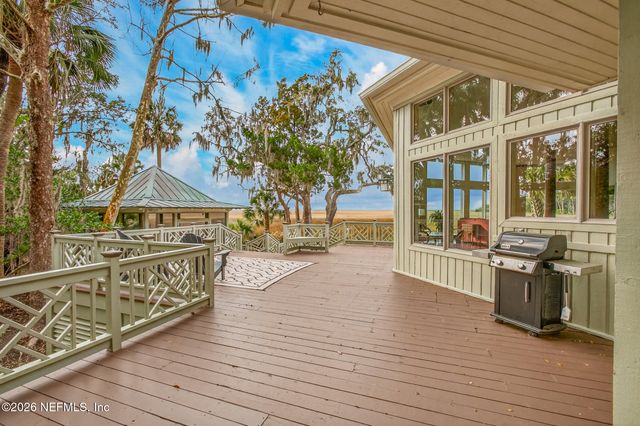 98 SEA MARSH Road, Fernandina Beach, FL 32034