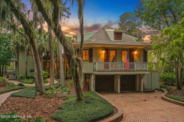 98 SEA MARSH Road, Fernandina Beach, FL 32034