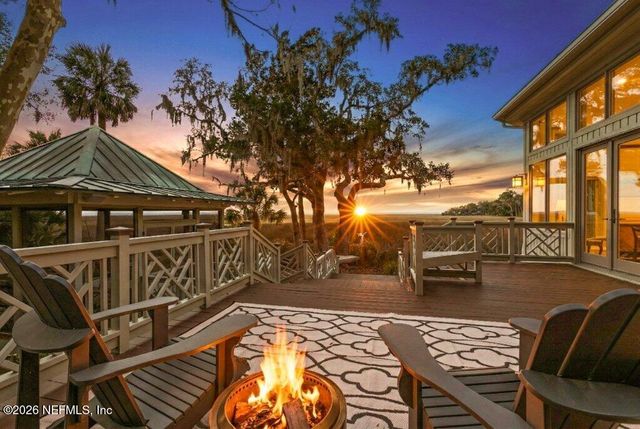 98 SEA MARSH Road, Fernandina Beach, FL 32034