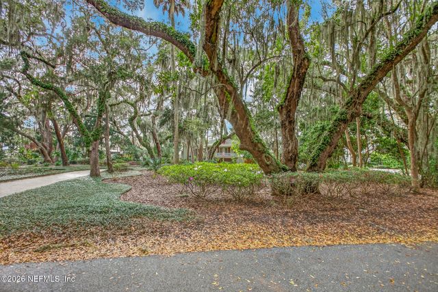 98 SEA MARSH Road, Fernandina Beach, FL 32034