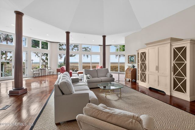 98 SEA MARSH Road, Fernandina Beach, FL 32034