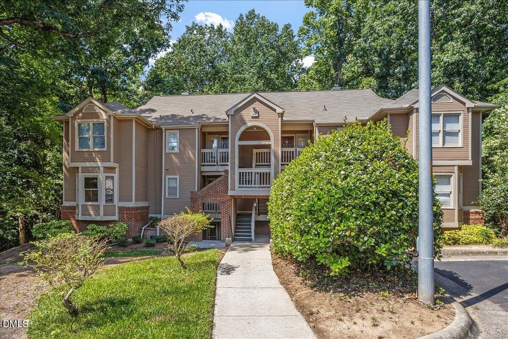 105 Marbury Court 1a, Cary, NC 27513