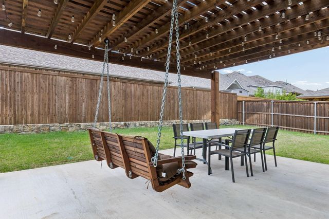 629 Singing Water Drive, Rockwall, TX 75087