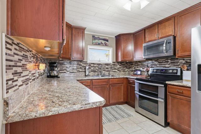 50851 Miner Street, New Baltimore, MI 48047