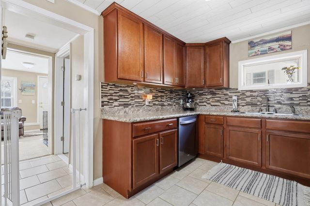 50851 Miner Street, New Baltimore, MI 48047