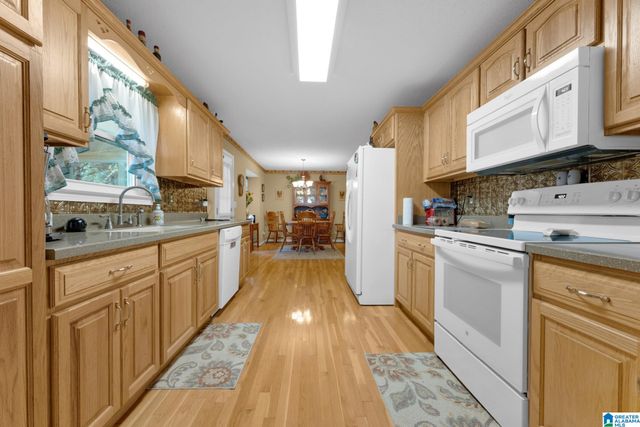4626 LENORA DRIVE, Gardendale, AL 35071