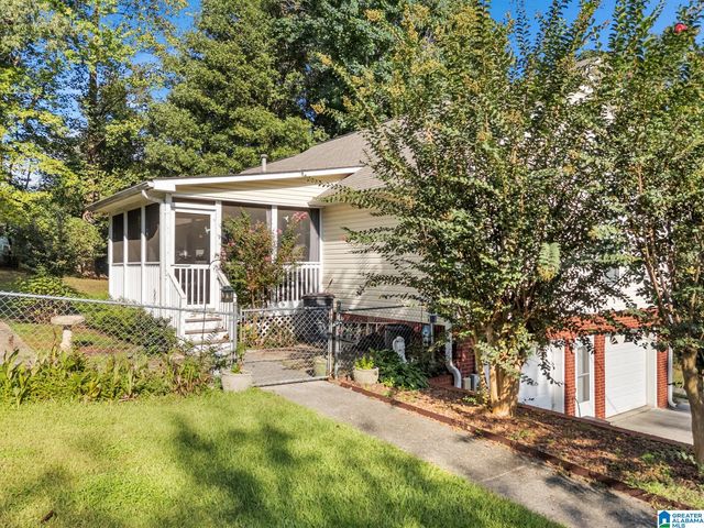 4626 LENORA DRIVE, Gardendale, AL 35071