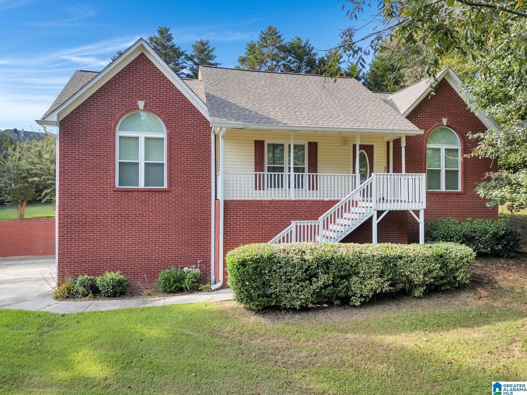 4626 LENORA DRIVE, Gardendale, AL 35071