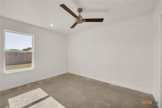 906 Cherry Laurel Lane, Killeen, TX 76543