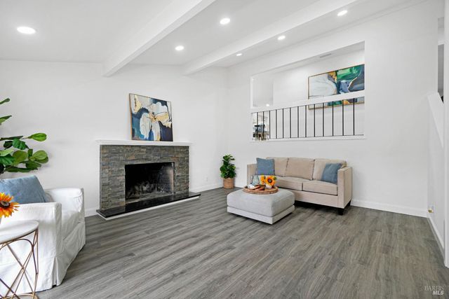 125 Skyline Ct, Vallejo, CA 94591