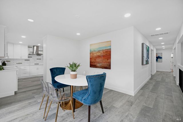 125 Skyline Ct, Vallejo, CA 94591